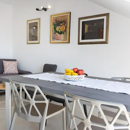 Tomas Deluxe דוברובניק